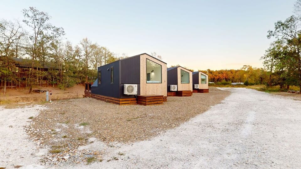 TinyCabin3-Exterior