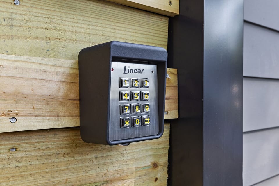 Secure keyless gate entry 
