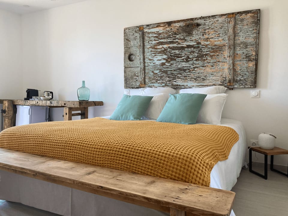 Roccapina | Select Comfort beds, minibar, individually decorated