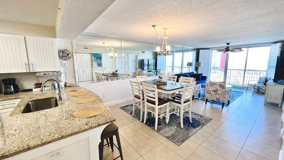 Dining Room, Dining Table, Furniture, Indoors, Table