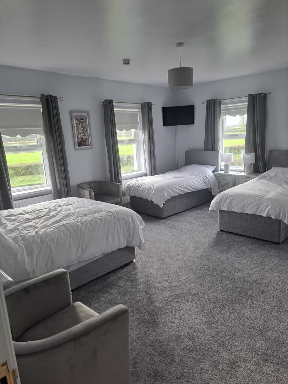 Quad | Blackout drapes, iron/ironing board, free WiFi