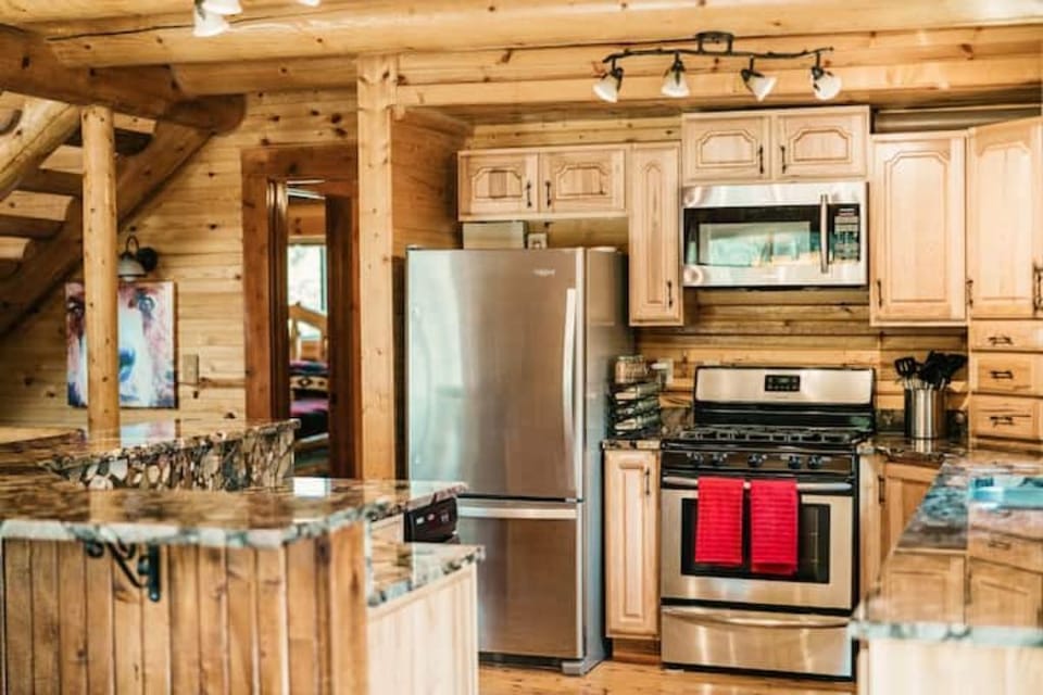Chef's kitchen with all the cooking tools for making your delicious meals.