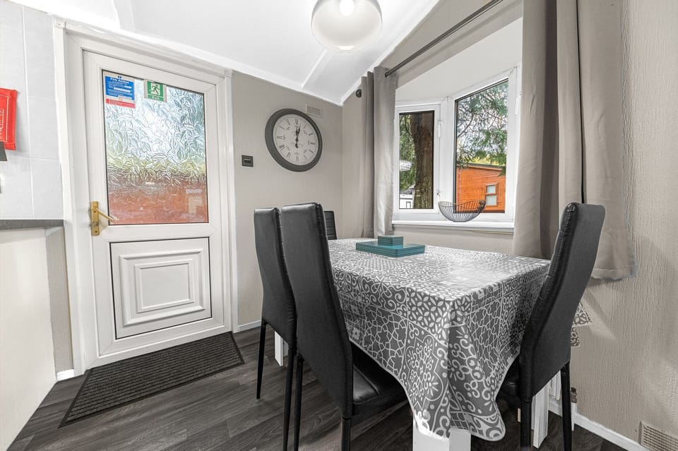 Firgarth Lodge - Kitchen / Diner