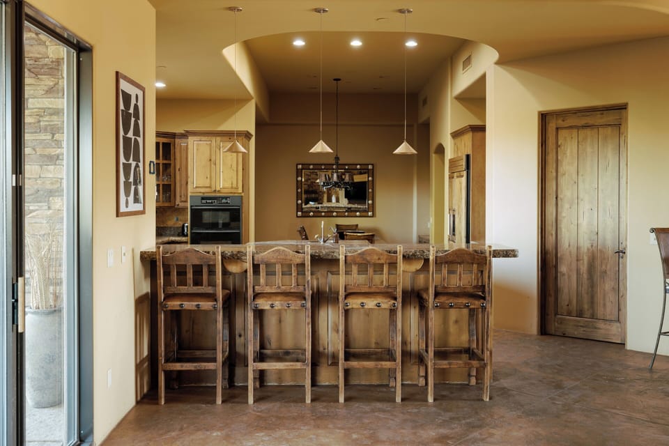 Kitchen Island with Dining for Four