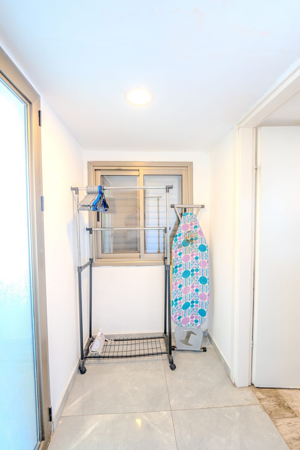 Iron/ironing board