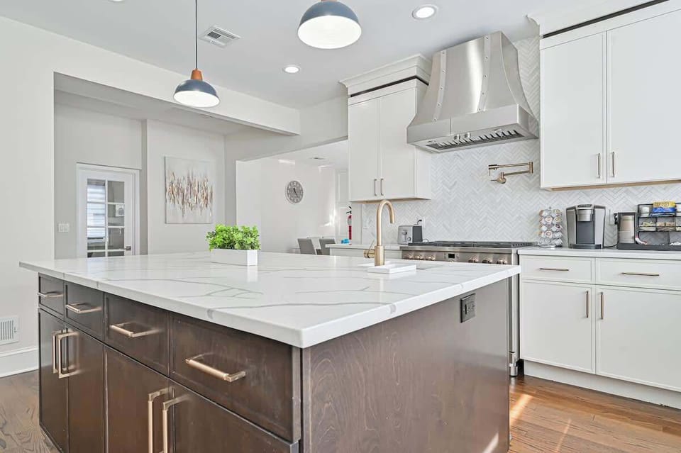 Chef's kitchen
