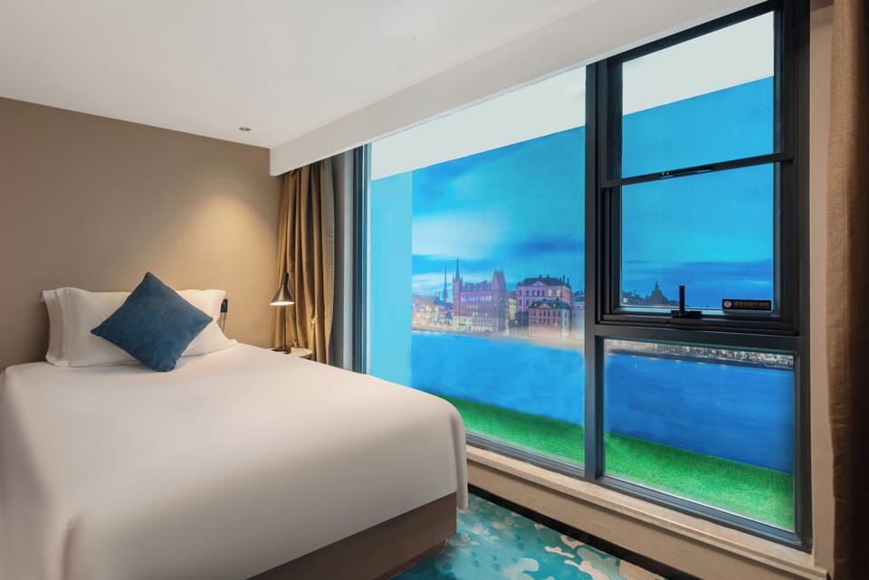 Superior Twin Room | Premium bedding, memory foam beds, minibar (free items), desk