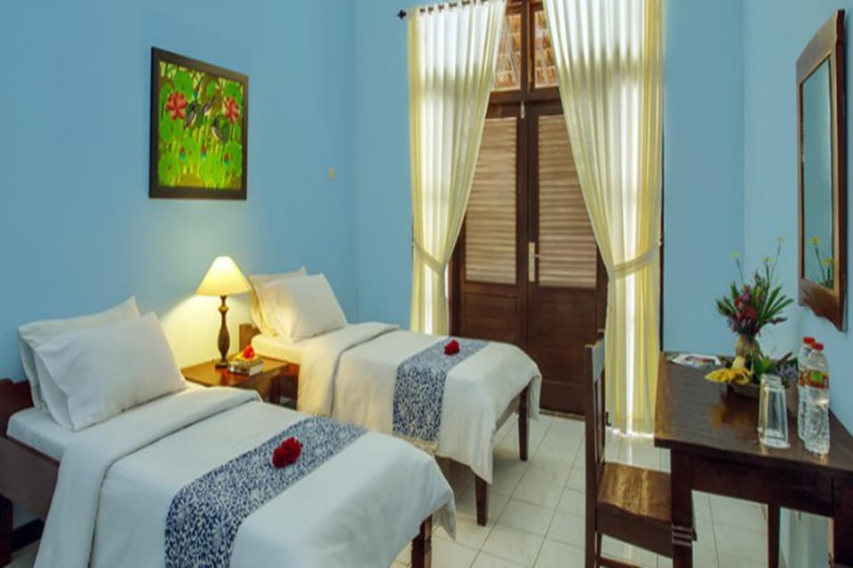 Superior Twin Room | Desk, free WiFi, bed sheets