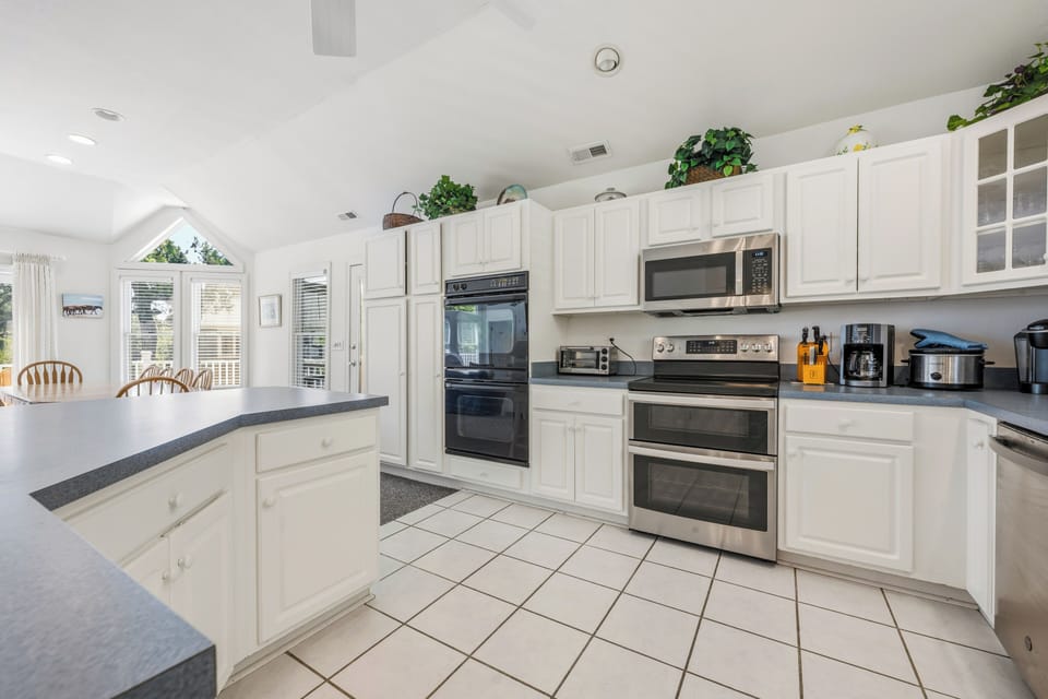 Kitchen - Top Level