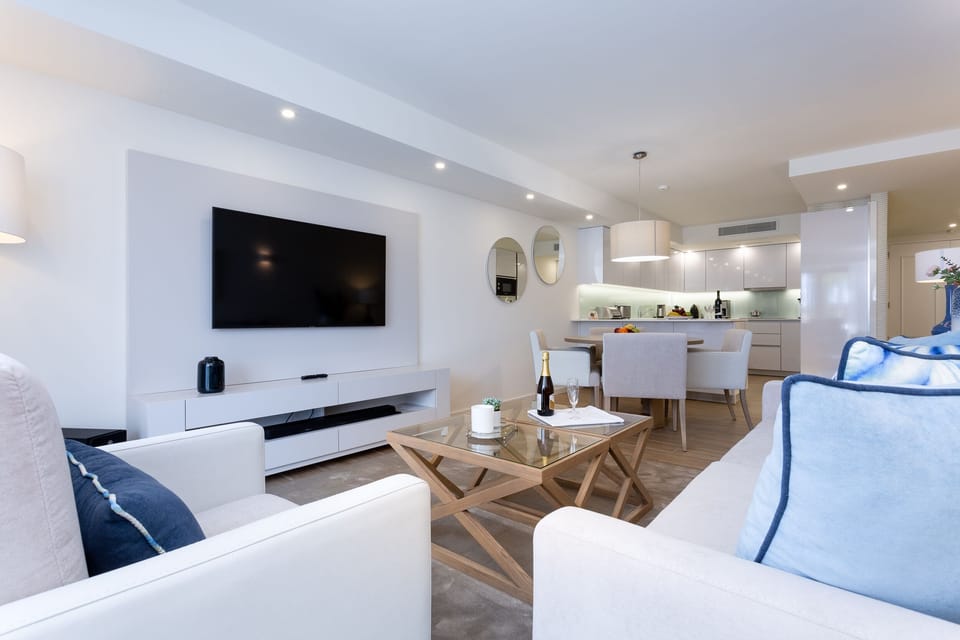 Apartment, 1 Bedroom, Garden View | Living area | Flat-screen TV