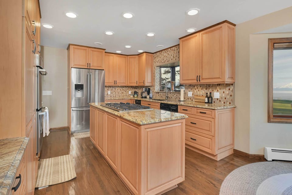 Kitchen | 1st Floor | Dishwasher | Cooking Basics