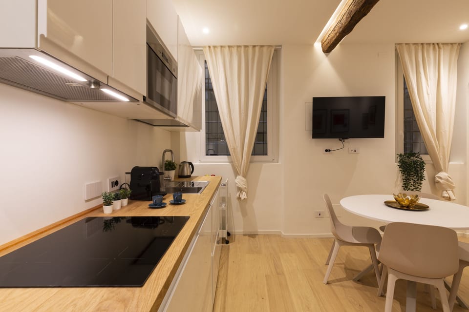 Comfort Apartment | Private kitchen | Fridge, microwave, stovetop, dishwasher