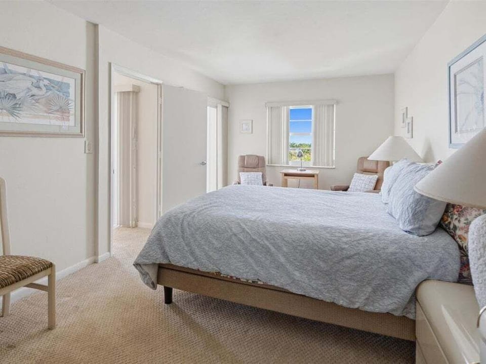 Primary Bedroom with Lanai Access