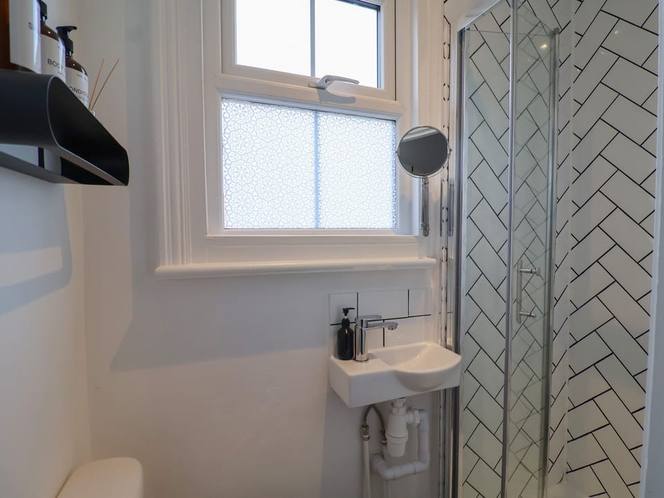 11a Manning Road Cottage in Felixstowe