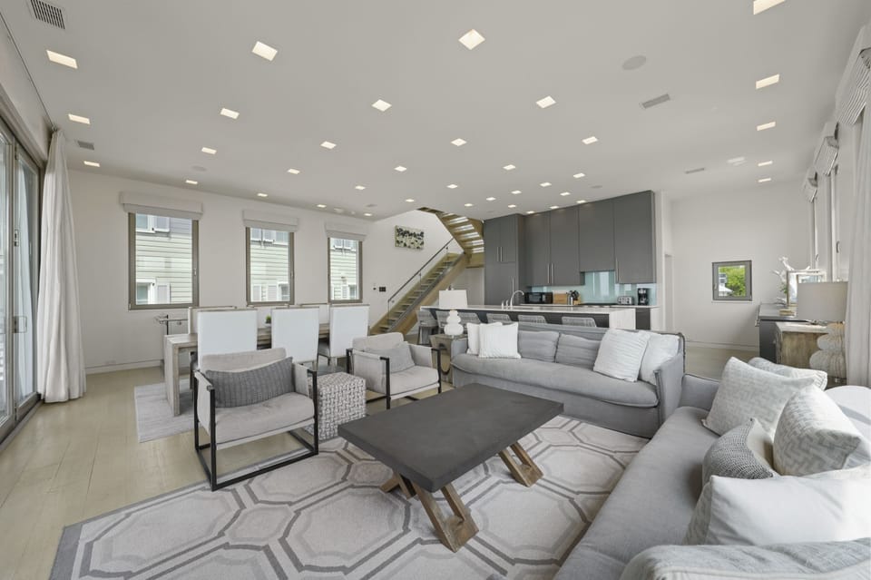 COMMUNAL, OPEN FLOOR PLAN ON THIS LEVEL