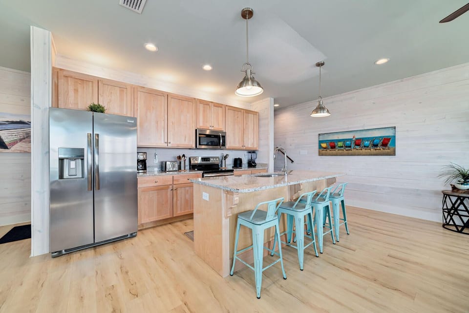 House, Multiple Beds, Pool Access, Beach View | Private kitchen | Fridge, microwave, oven, stovetop
