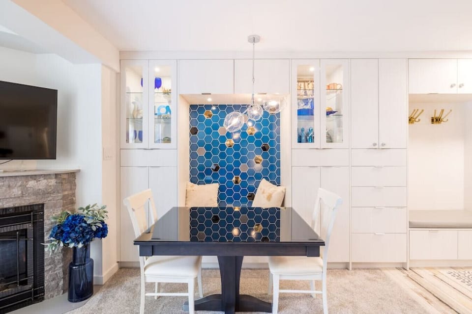 Unique art, light fittings and furniture make this place that extra bit special for you.