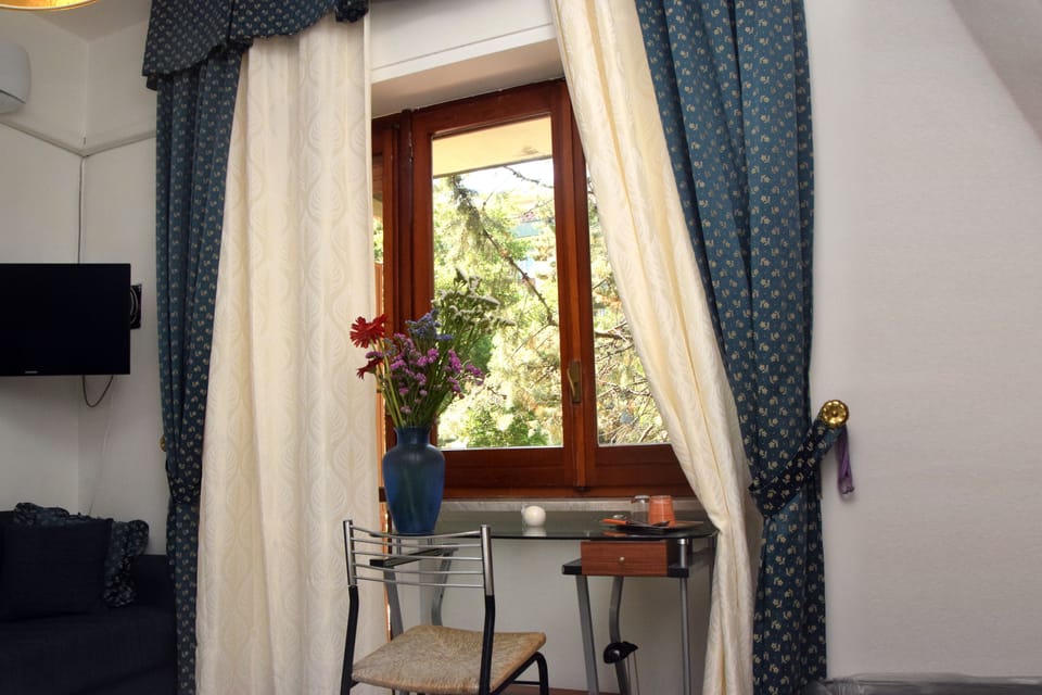 Hypo-allergenic bedding, desk, laptop workspace, soundproofing