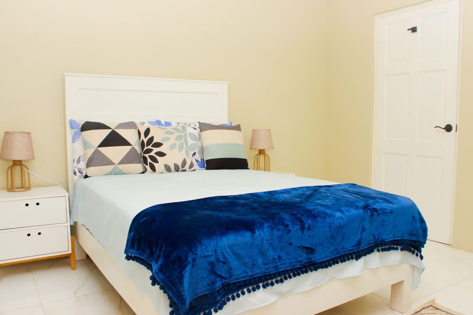 Economy House | 3 bedrooms, iron/ironing board, WiFi (free)
