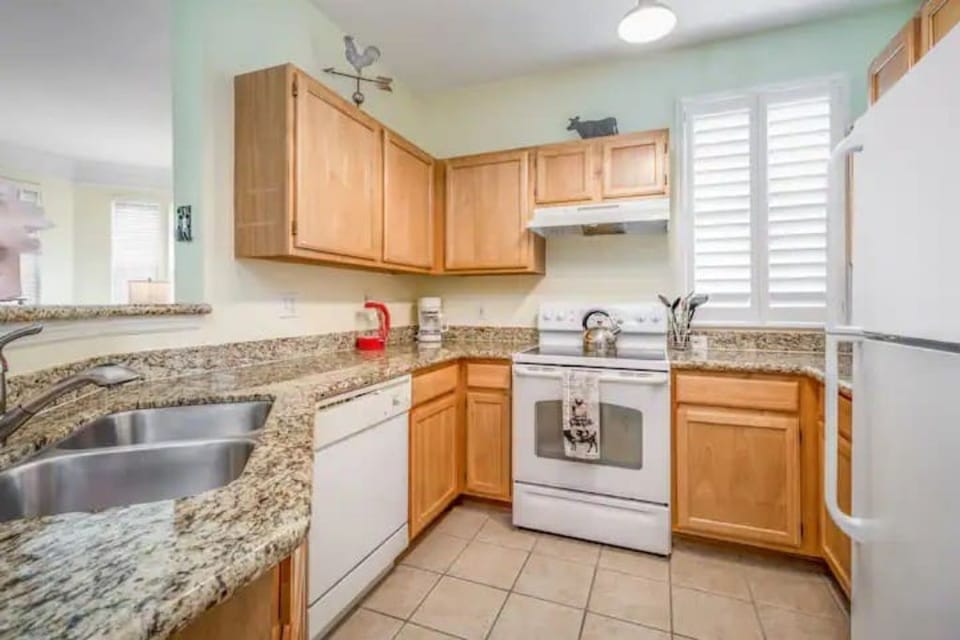 Fully equipped Kitchen for all your needs.