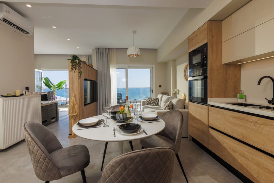 Luxury Villa | Living area | Smart TV