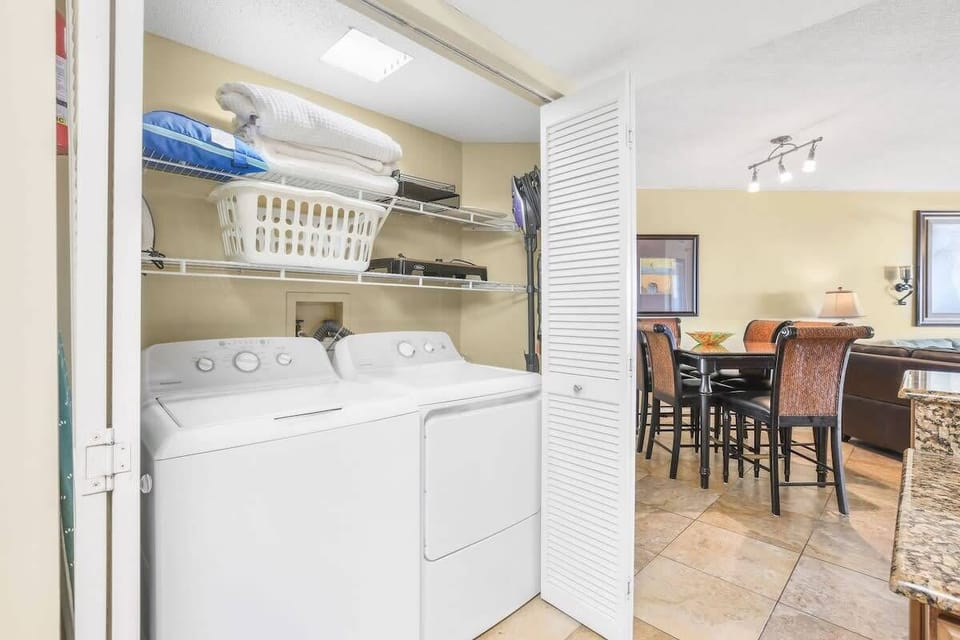 Full Size Washer and Dryer in Unit 