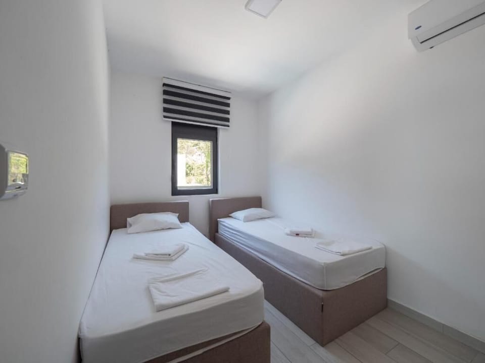 Premium Villa | 3 bedrooms, desk, iron/ironing board, free WiFi