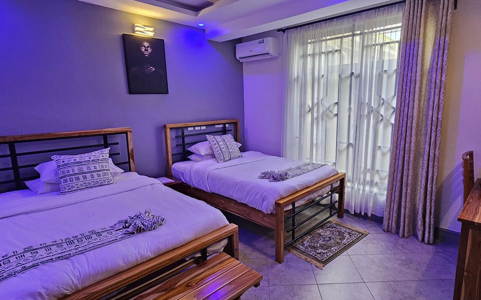 Comfort Twin Room | Desk, laptop workspace, blackout drapes, soundproofing