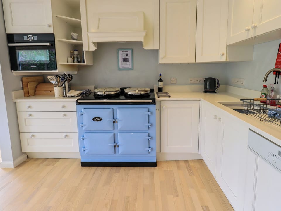 Fridge, dishwasher, electric kettle, toaster