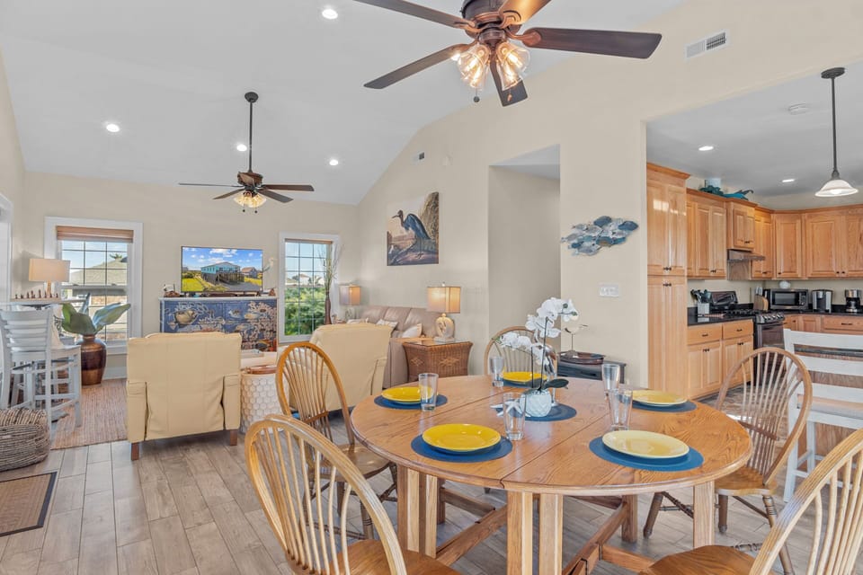 Surf or Sound Realty - 1160 - Endeavor - Dining Area -1