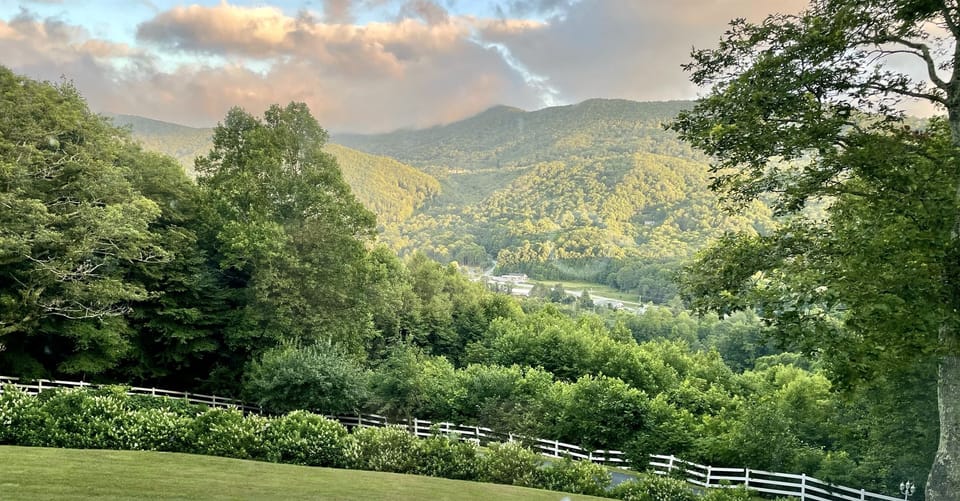 Views for miles from the wraparound deck!