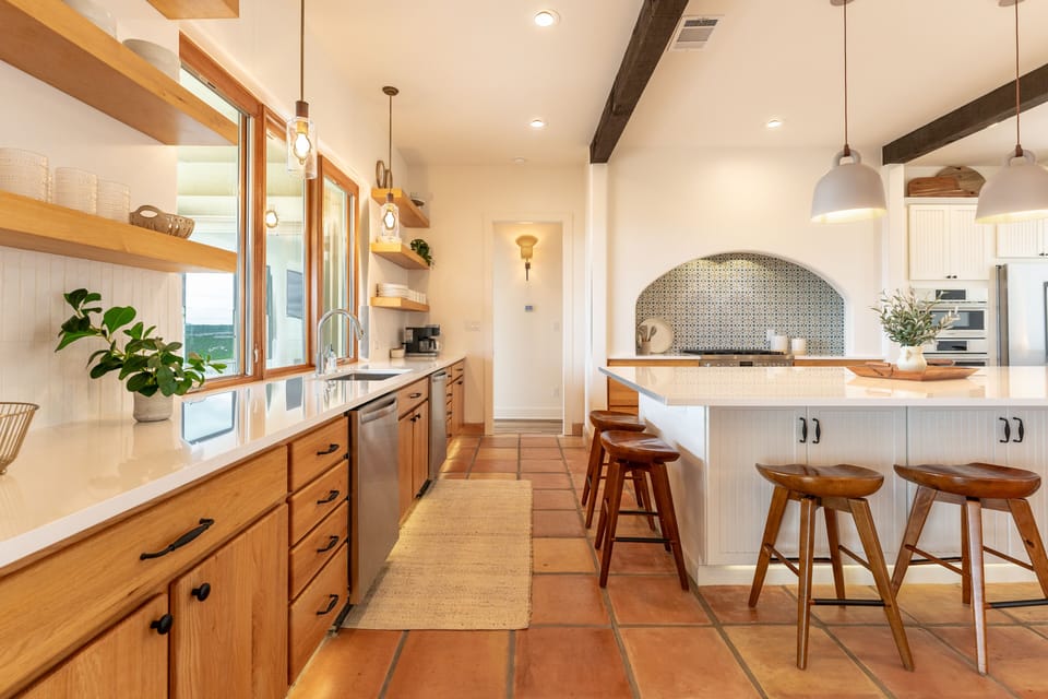 Spacious Clean Kitchen - Walker Luxury Vacation Rentals