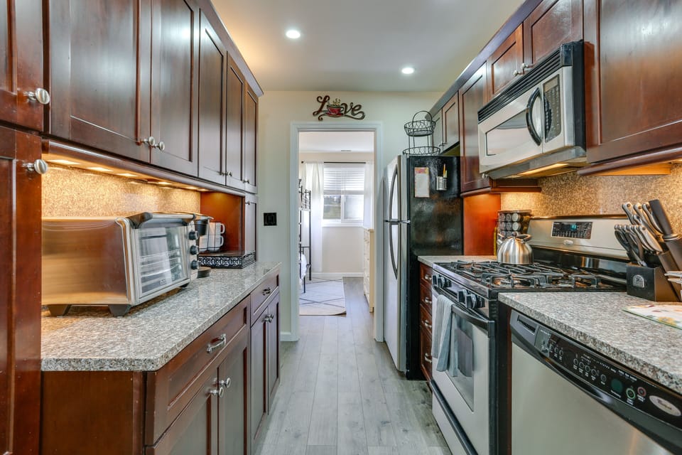 Kitchen | Coffee Maker | Spices