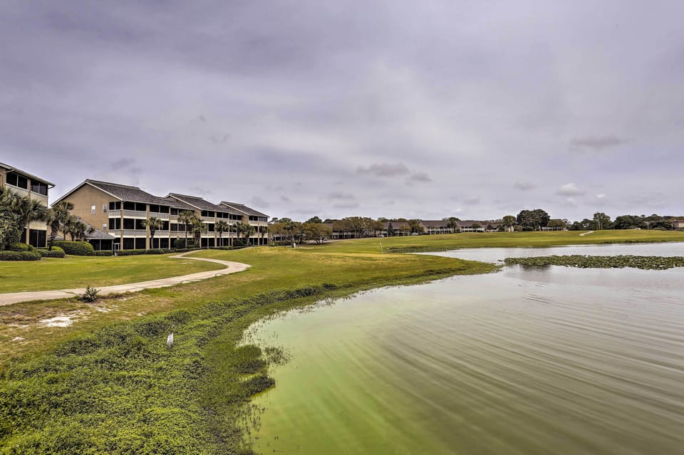 Seascape Resort Amenities | 5 Outdoor Pools (1 Heated) | Pickleball & Tennis