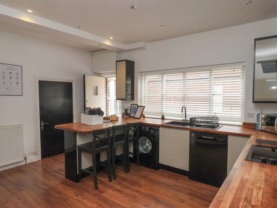 Cottage | Interior