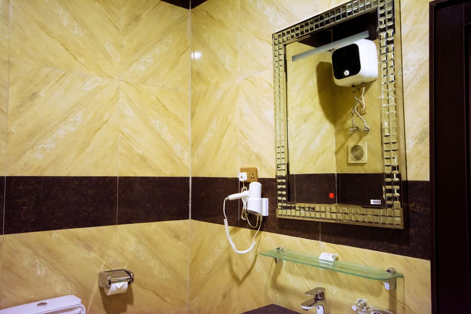 Executive Suite | Bathroom | Slippers