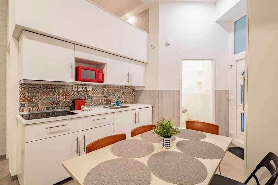 Kitchen (2)
