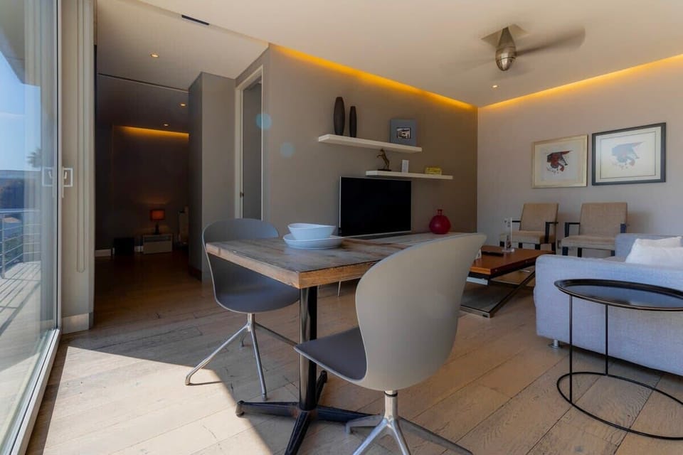 A dining space that makes every meal extraordinary.
