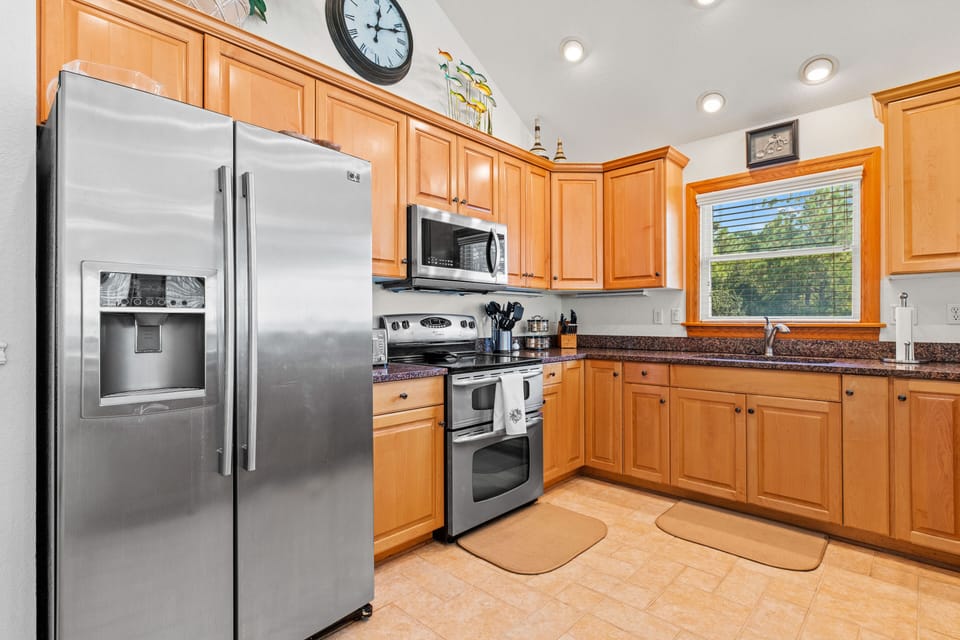 Kitchen - Top Level