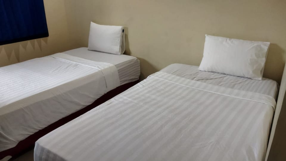 Standard Twin Room | Bed sheets