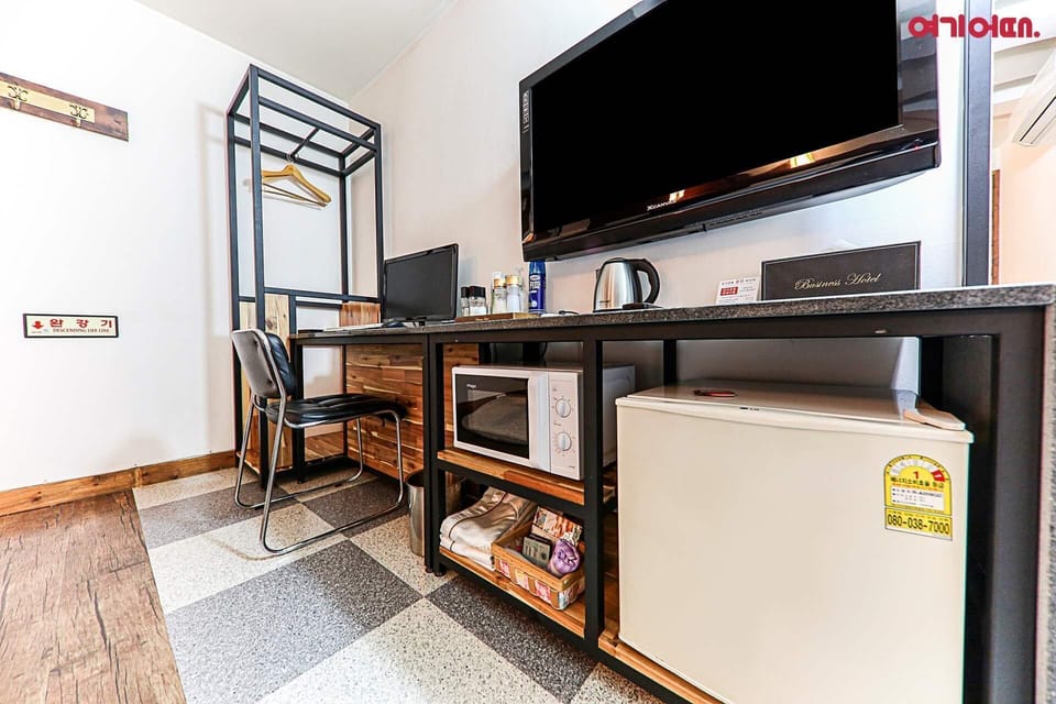 Single Room (Included Breakfast for 1, Surcharge for 2 on the spot) | View from room