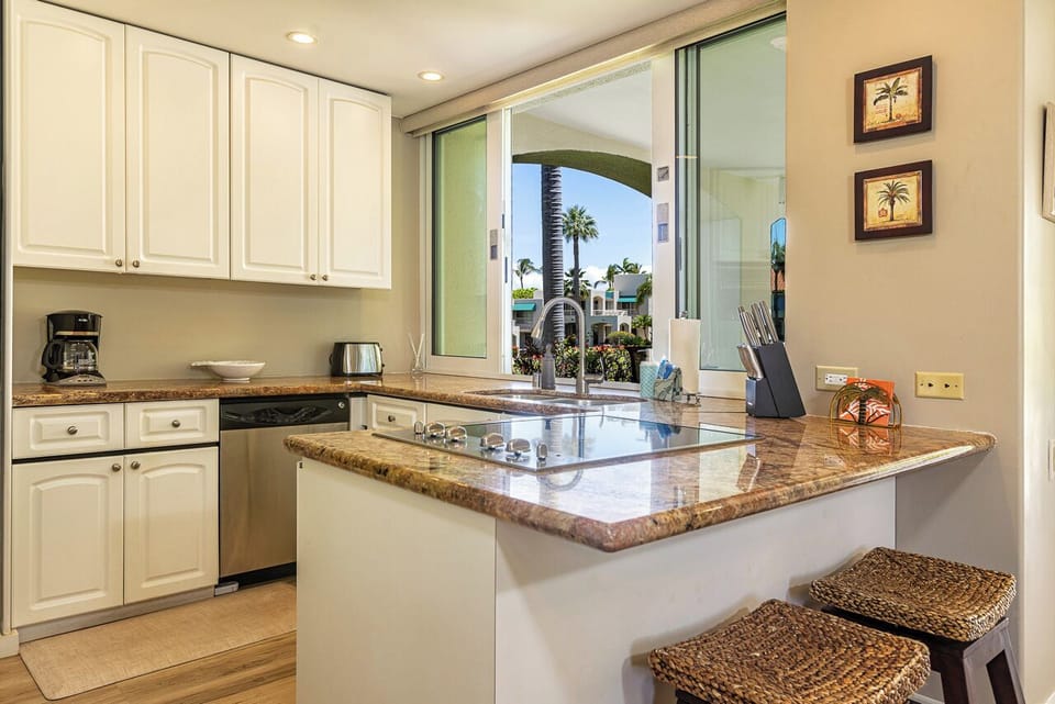 Kitchen passthrough window to the lanai