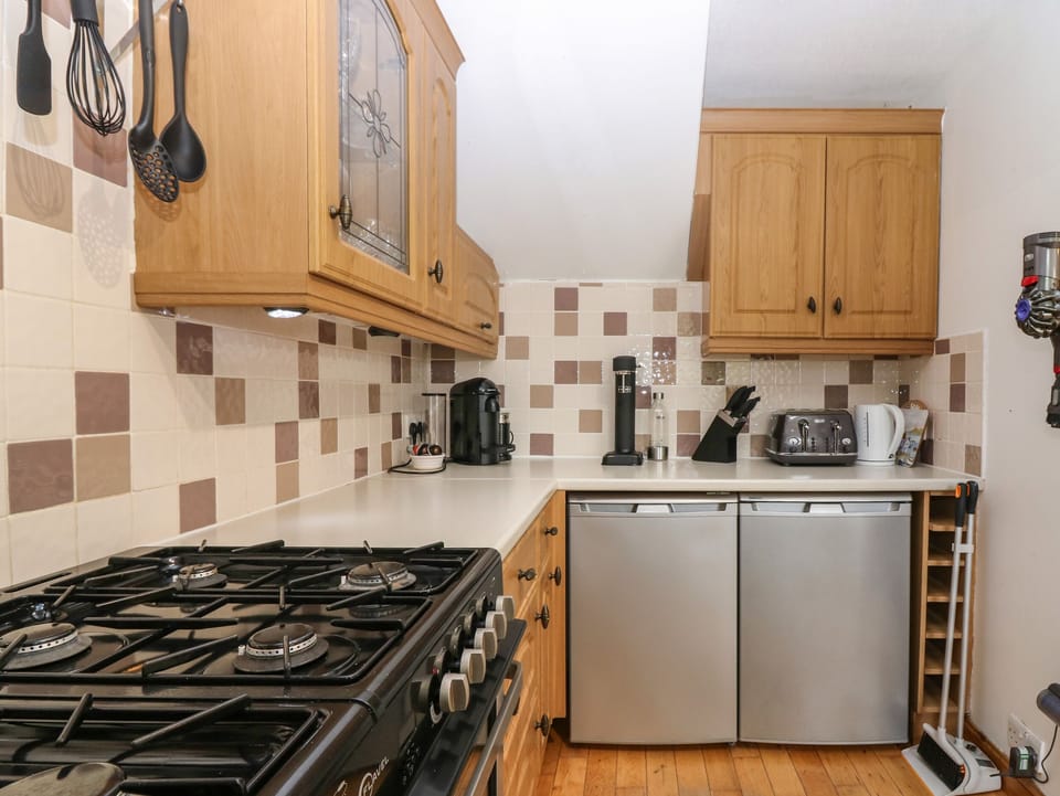 Fridge, dishwasher, electric kettle, toaster