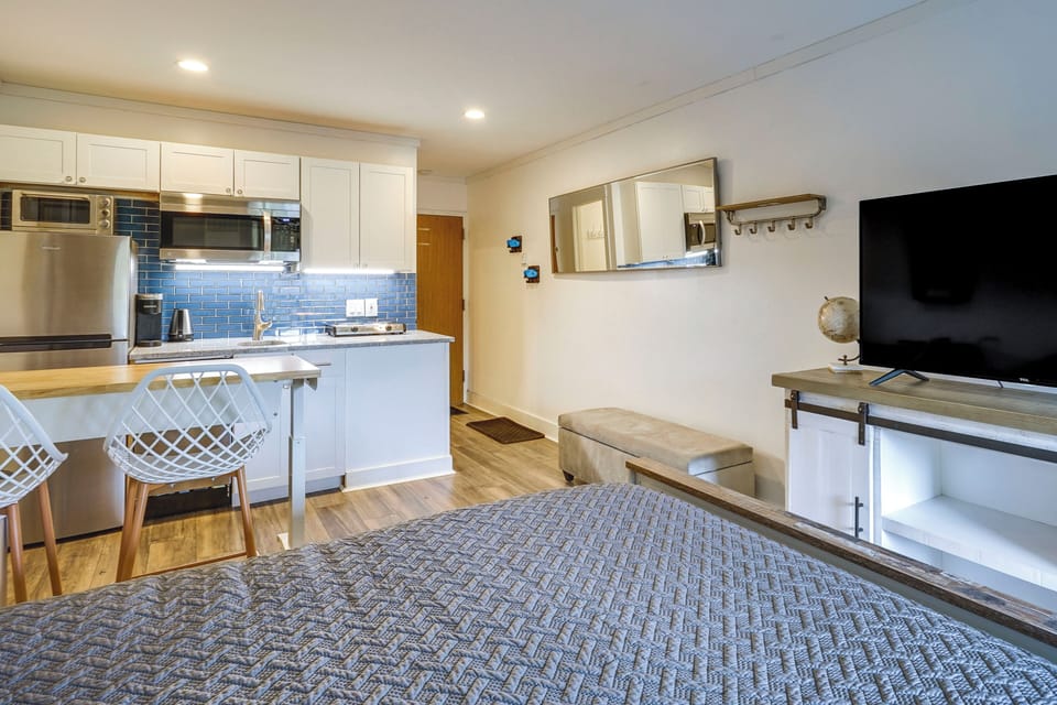 Apartment (0 Bedroom) | Front of property