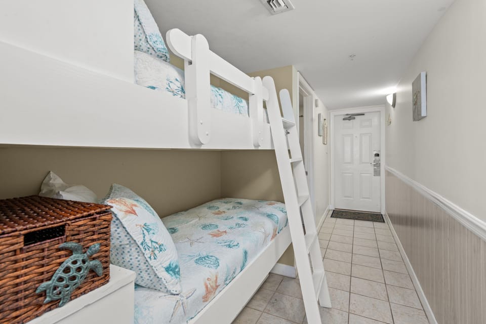 Twin hall bunks and Entrance door