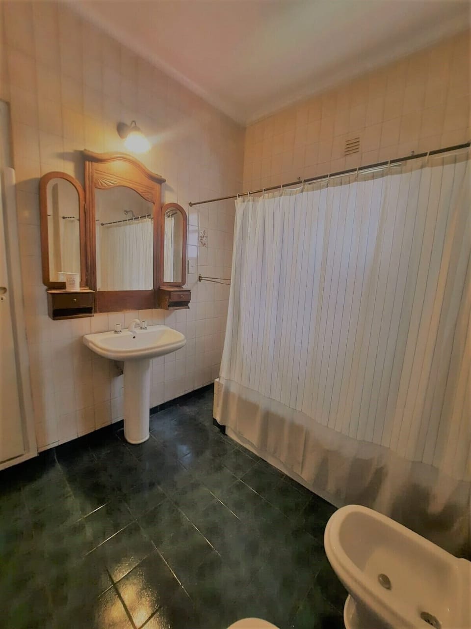 Family Studio Suite, 2 Bedrooms | Bathroom
