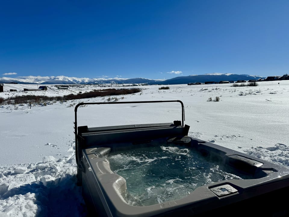Hot Tub with views of Winter Park.