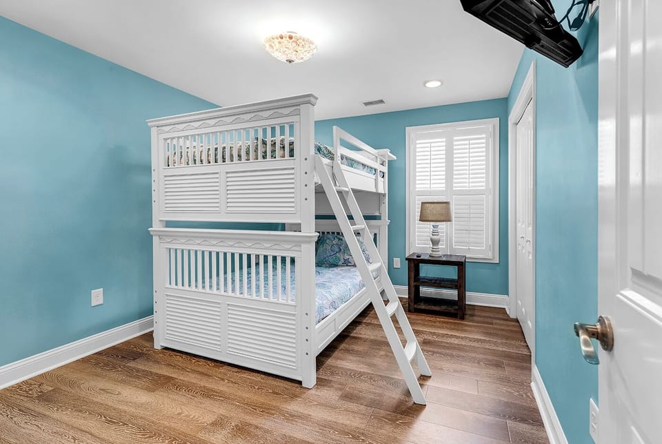 Bedroom 2 - Full Size Bunk Beds