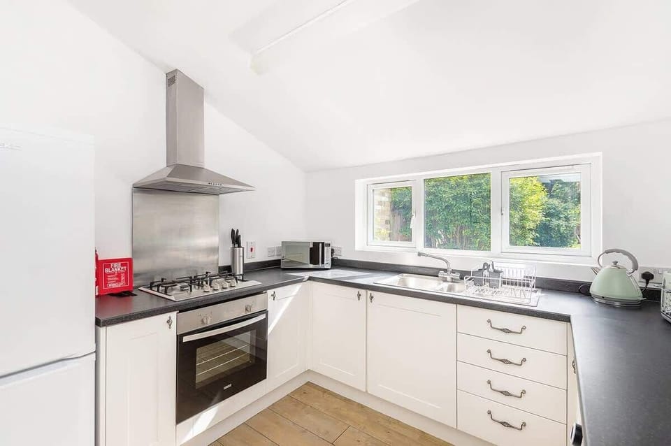 Spacious and clean Kitchen Area