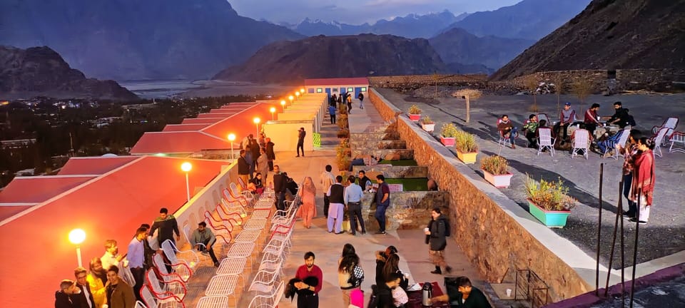 Deluxe Double or Twin Room, 1 Bedroom, Mountain View, Garden Area | Terrace/patio